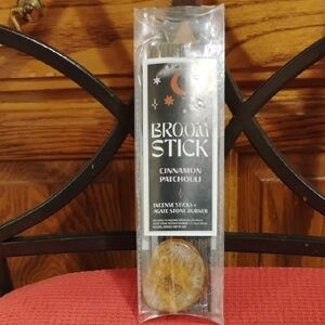 Broom Stick Cinnamon Patchouli Incense Sticks + Agate Stone Holder | 25 Sticks |